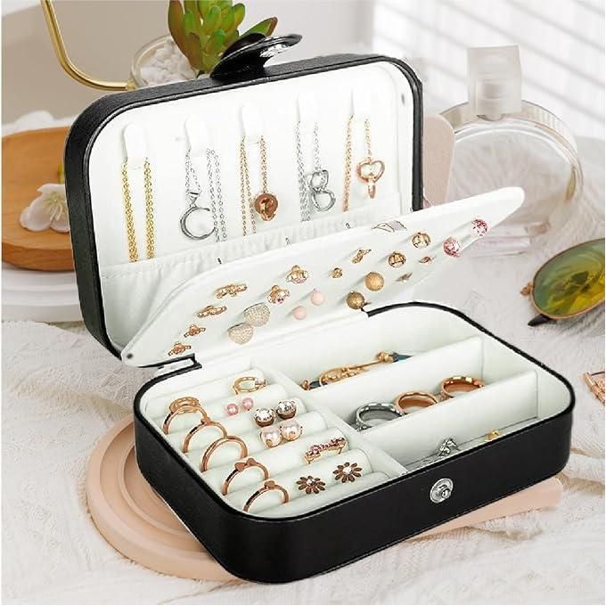 Men's 4-in-1 Gift Set: Quartz Watch, Necklace, Ring, Bracelet